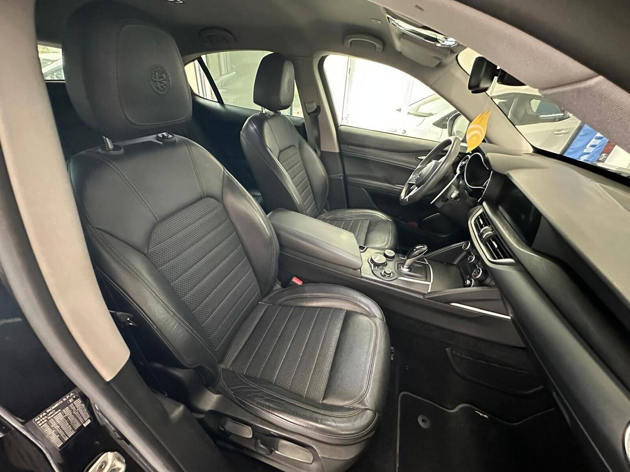 Alfa Romeo Stelvio 2.2 Turbodiesel 180 CV AT8 RWD Super