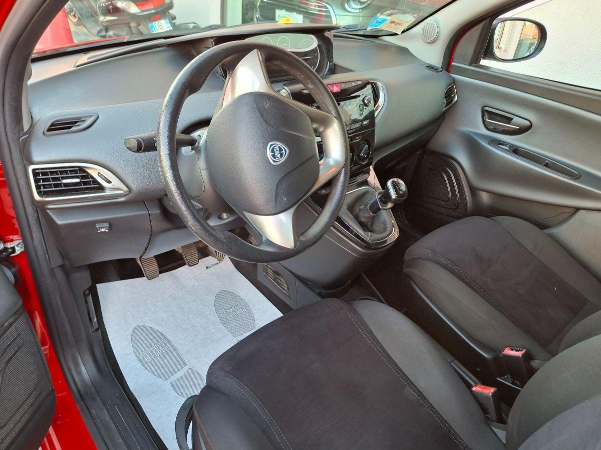 LANCIA - Ypsilon - 1.2 69 CV 5p. GPL Ecochic Silver