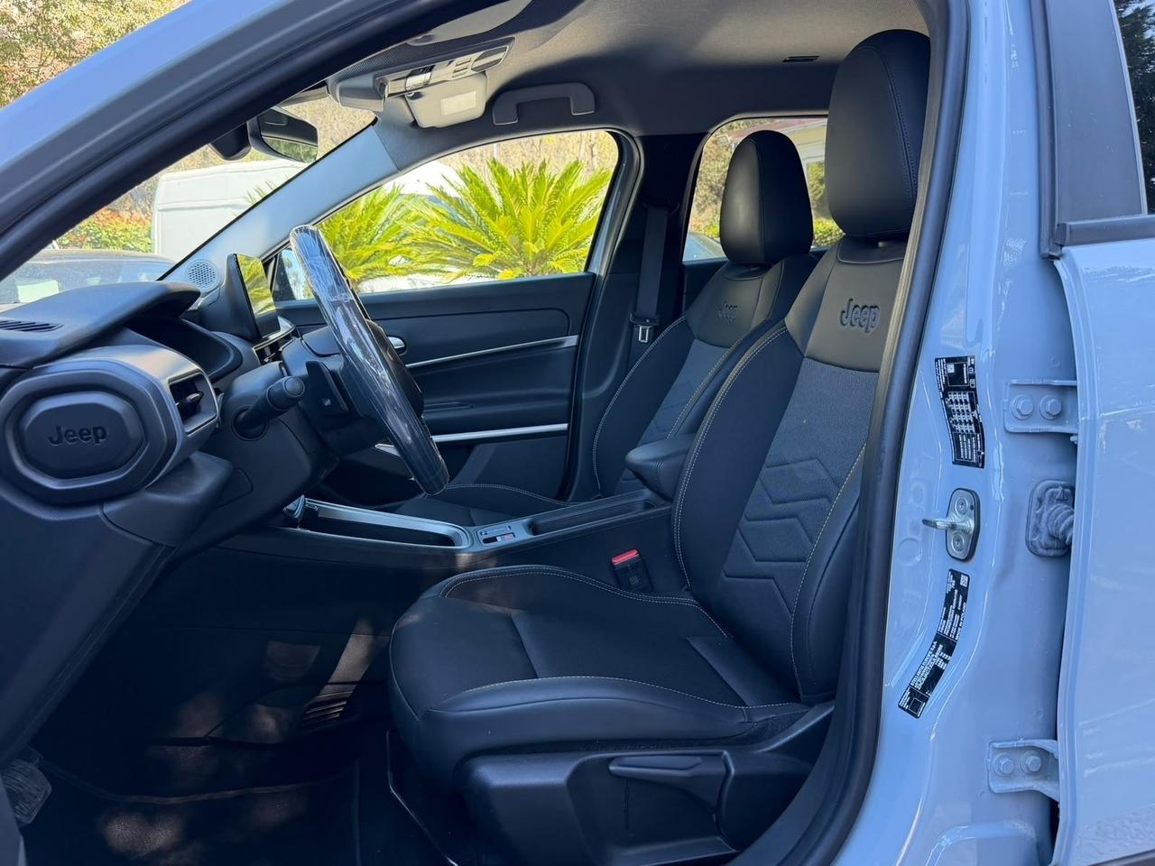 Jeep Avenger 1.2 Turbo 110 cv E-Hybrid Summit