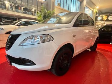 Lancia Ypsilon 0.9 TwinAir 85 CV Metano Elefantino