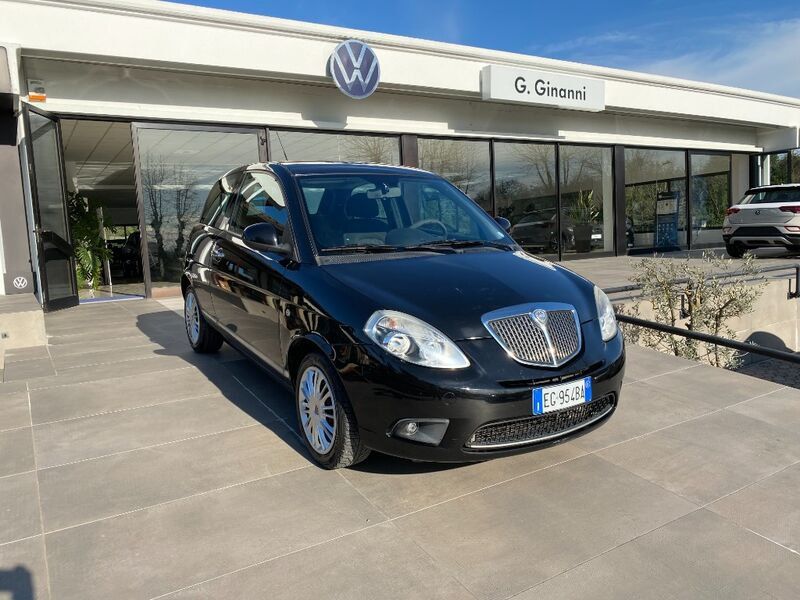 Lancia Ypsilon Ypsilon 1.3 MJT 75 CV Platino