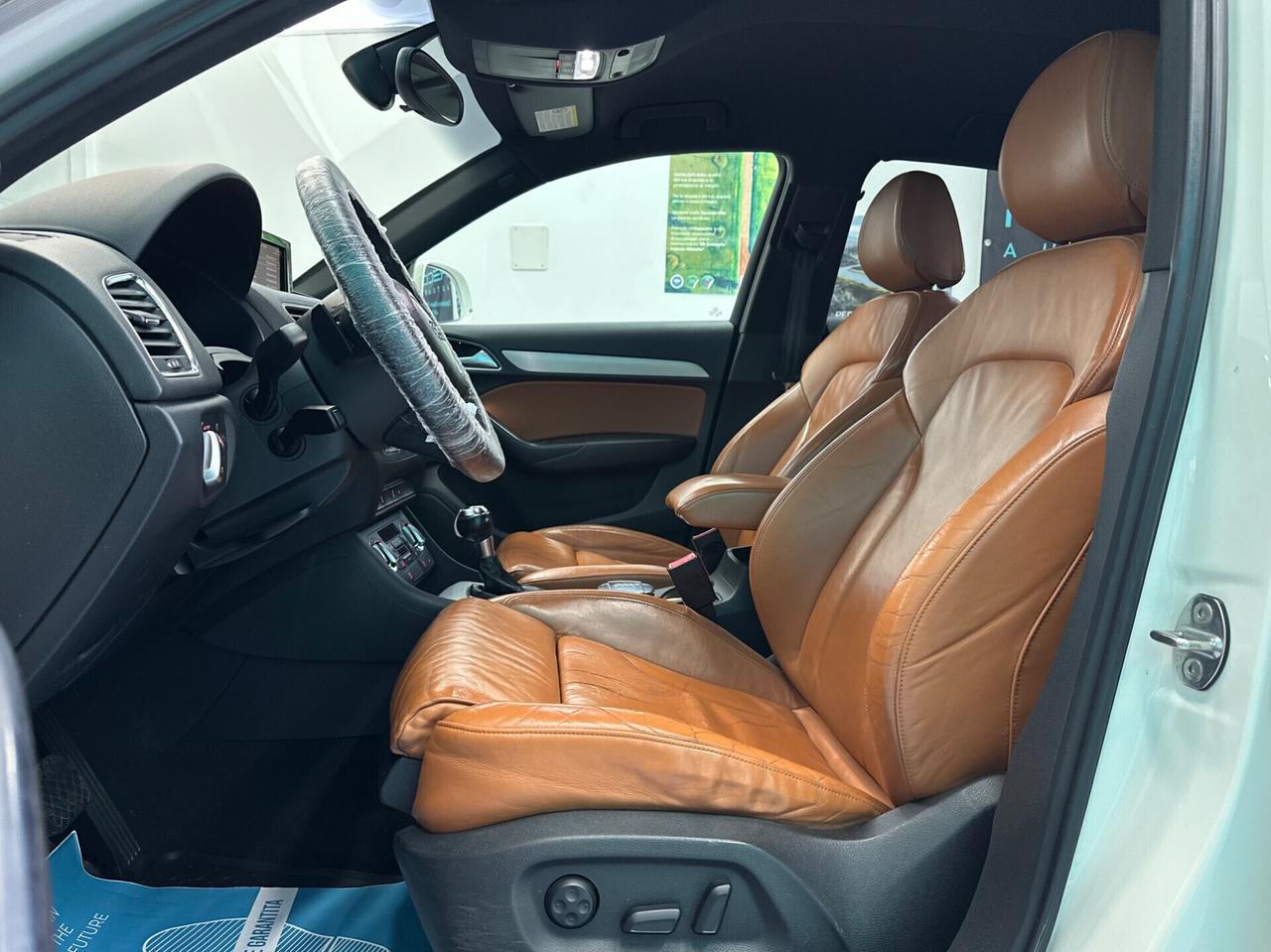 Audi Q3 2.0 tdi 177 CV s-line permute