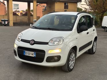 Fiat Panda 0.9 TwinAir Turbo Natural Power Lounge