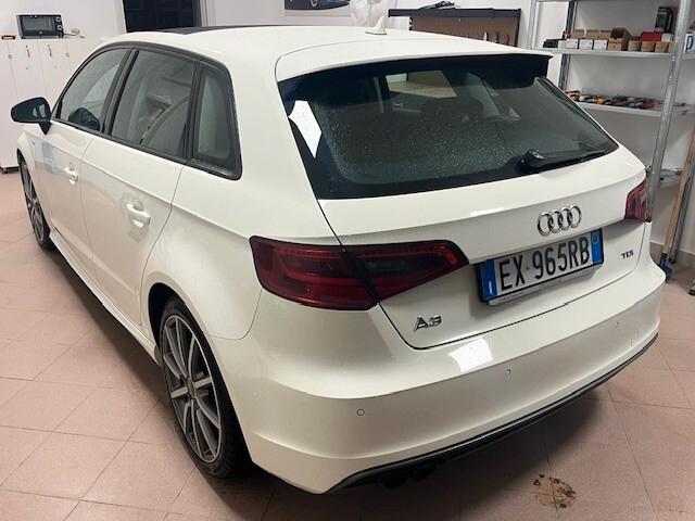 Audi A3 2.0 TDI 150 CV s tronic 2 wd sportback diesel S line esterno s tronic tetto panoramico apribile nero