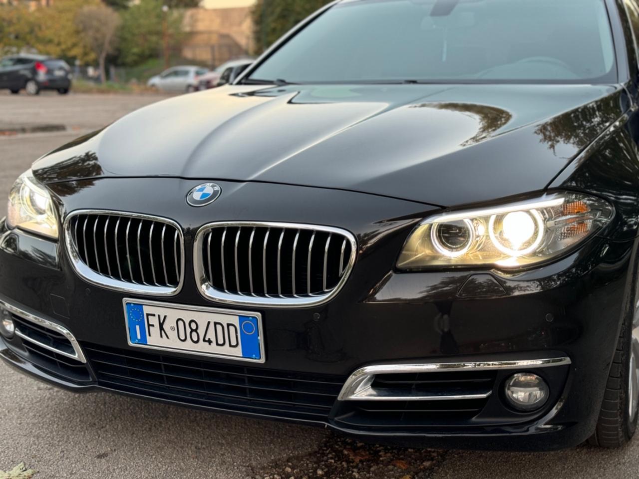 Bmw serie 5 F10 528i xDrive restayling 2015