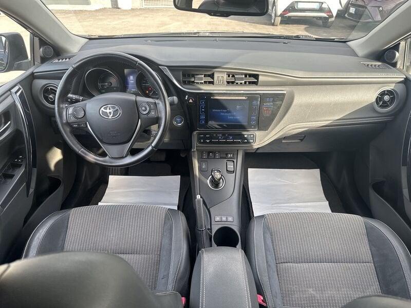 Toyota Auris Touring Sports 1.8 Hybrid Lounge