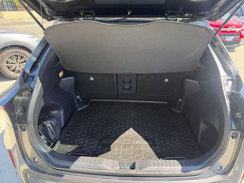 Toyota Yaris Cross 1.5H (116 CV) E-CVT Adventure AWD-i