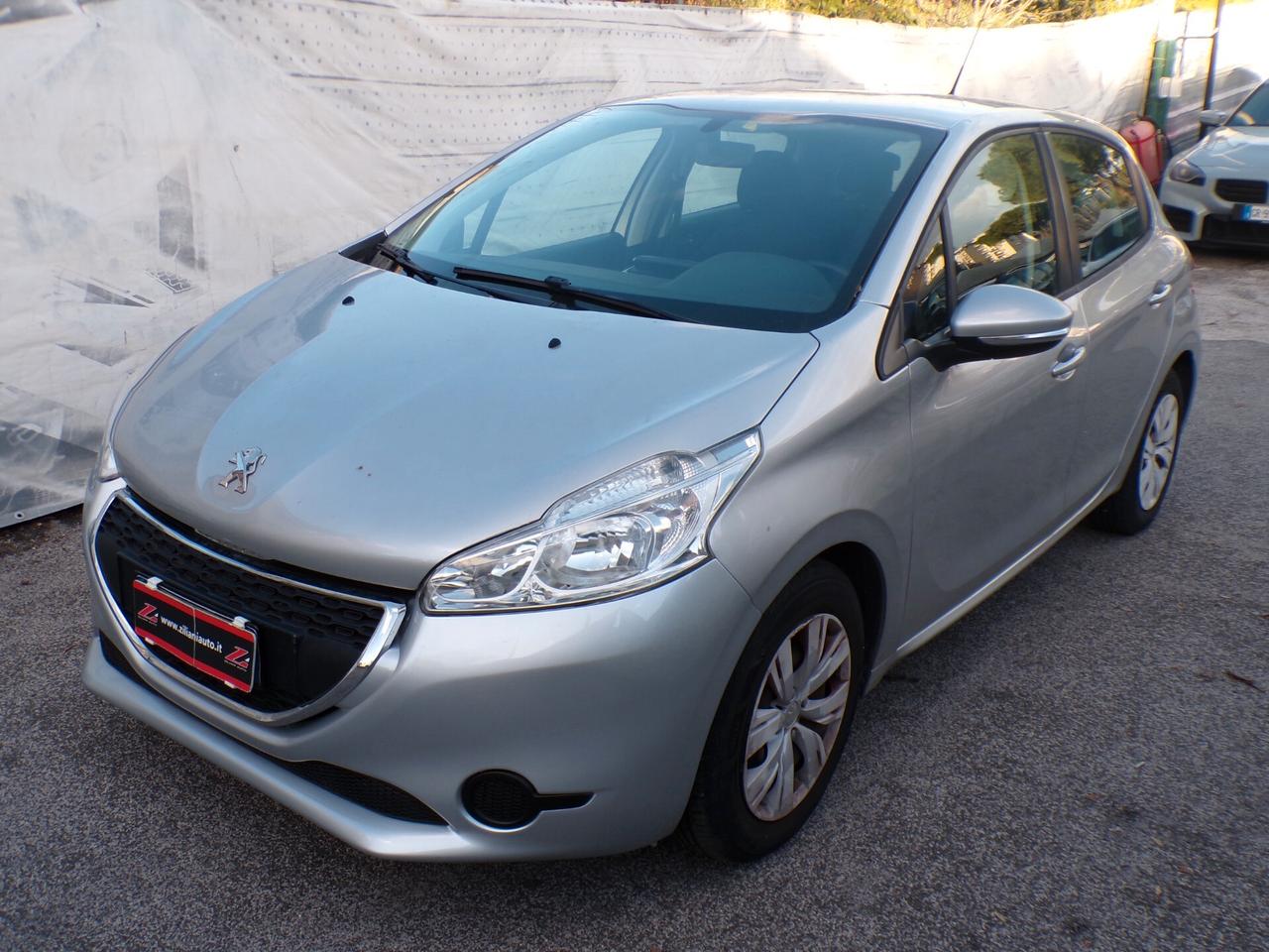 Peugeot 208 1.2 VTi 82 CV 5 porte PURETECH