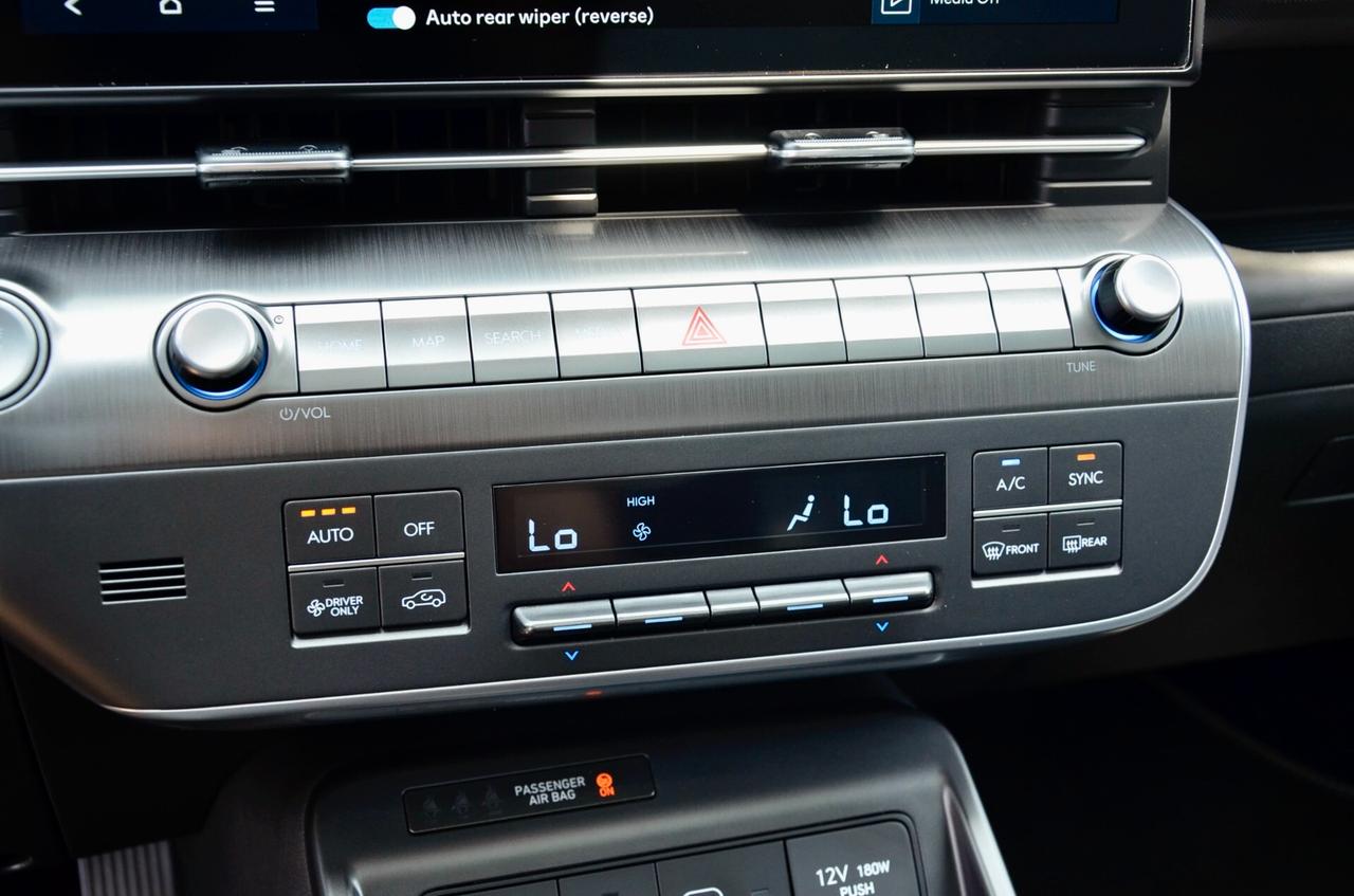 HYUNDAI KONA 1.6 GDI HEV X CLASS TECH PACK 2wd 141cv DCT, UFF ITALIANA, EURO 6D, FULL OPTIONAL, GARANZIA HYUNDAI, SERVICE UFFICIALE, TETTO, HI-FI BOSE, RETRO 360, APPLE ANDROID, SEDILI RISCALDATI E VENTILATI, PERMUTE