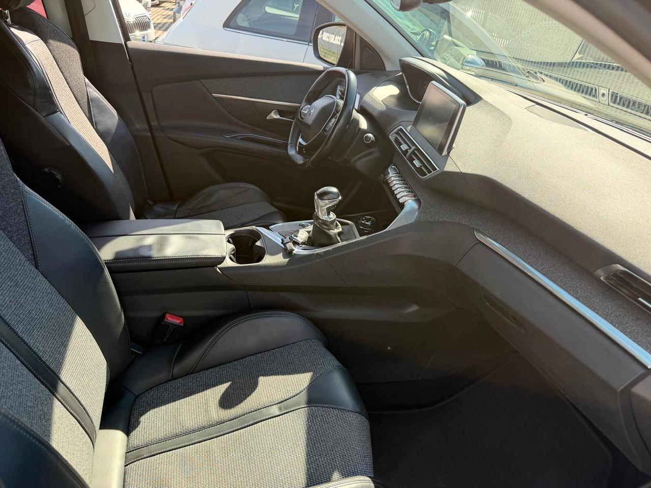 Peugeot 3008 BlueHDi 130 S&S Allure-2018