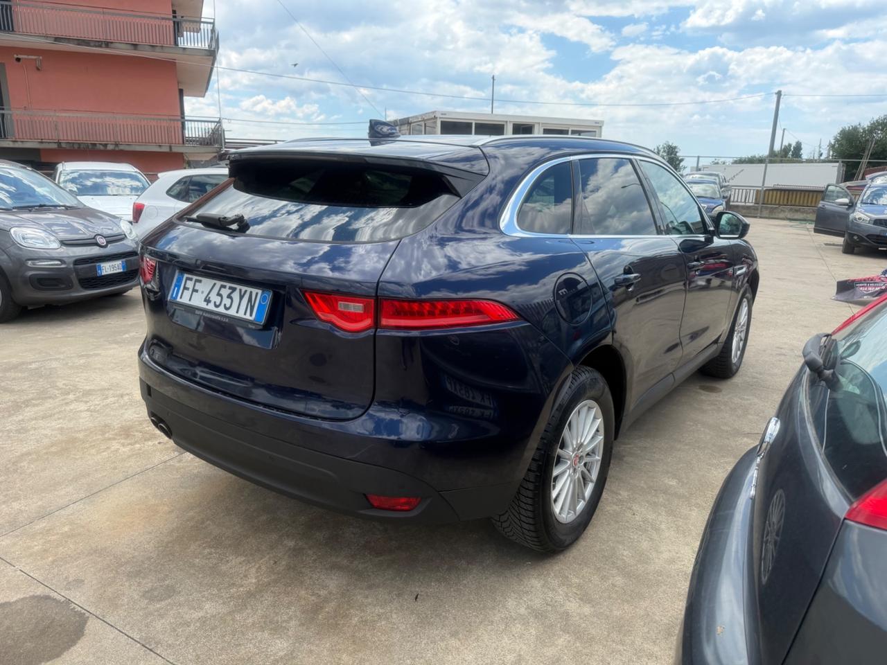 Jaguar F-Pace 2.0 D 180 CV AWD Portfolio