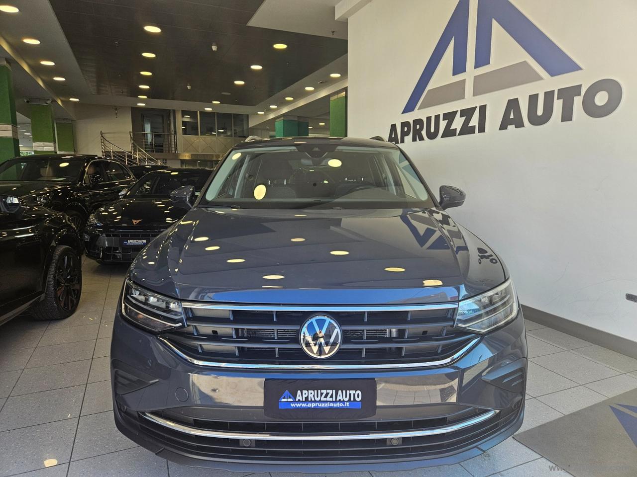 VOLKSWAGEN Tiguan 2.0 TDI 150CV SCR DSG Life