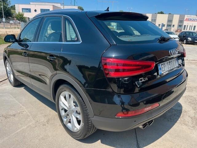 Audi Q3 2.0 TDI 177 CV quattro S tronic Business Plus