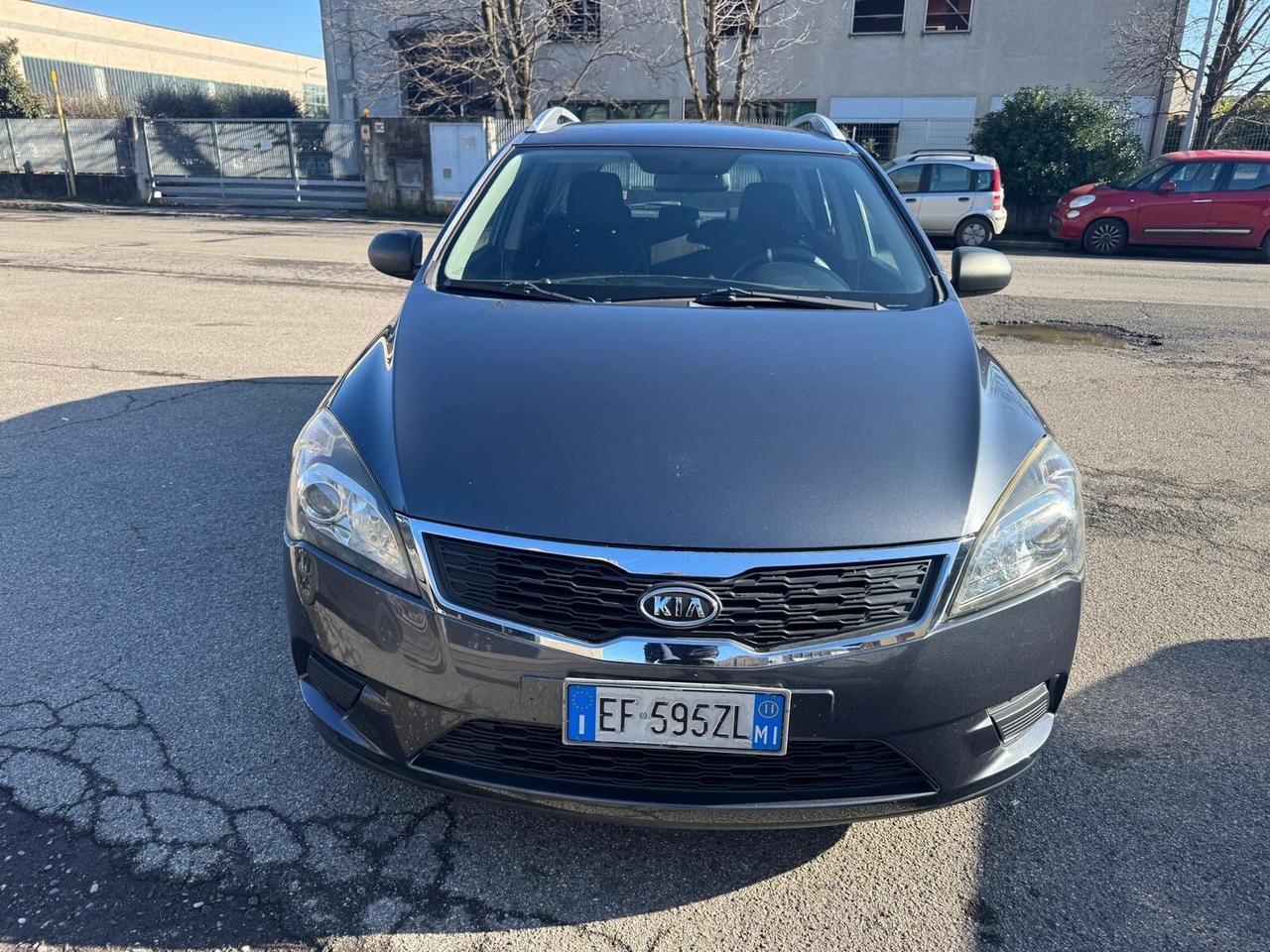 Kia Ceed Sportswagon 1400cc 90cv neopatentati 124000 km