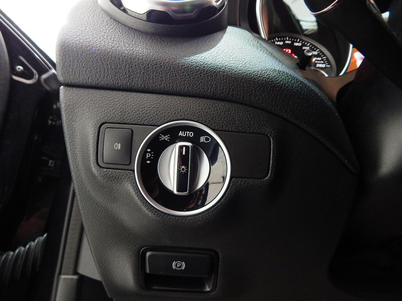 Mercedes-Benz GLA 220 d Sport Enduro 4matic Aut. NAVI-PELLE-LED-KAMERA
