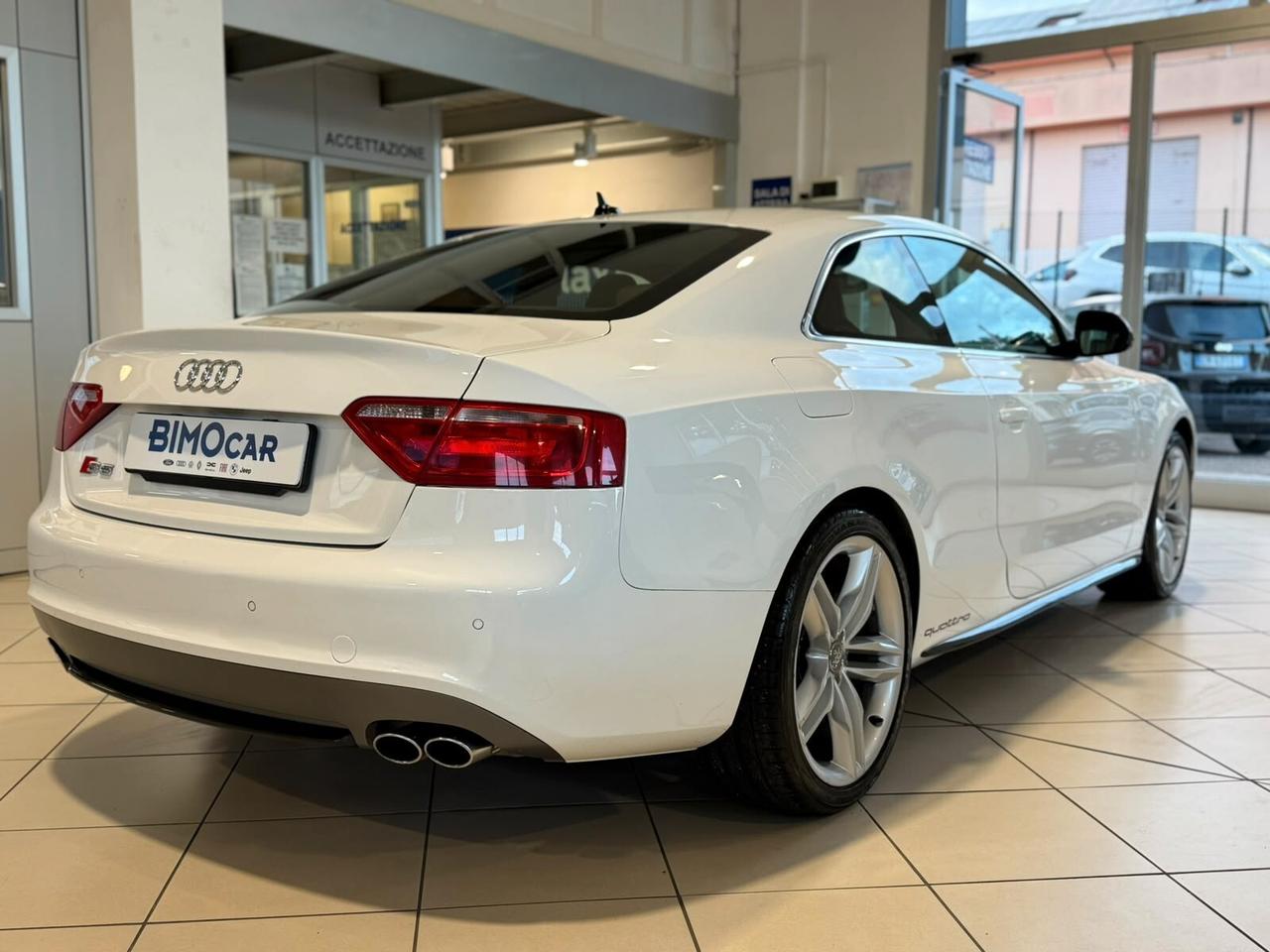 Audi S5 4.2 V8 quattro