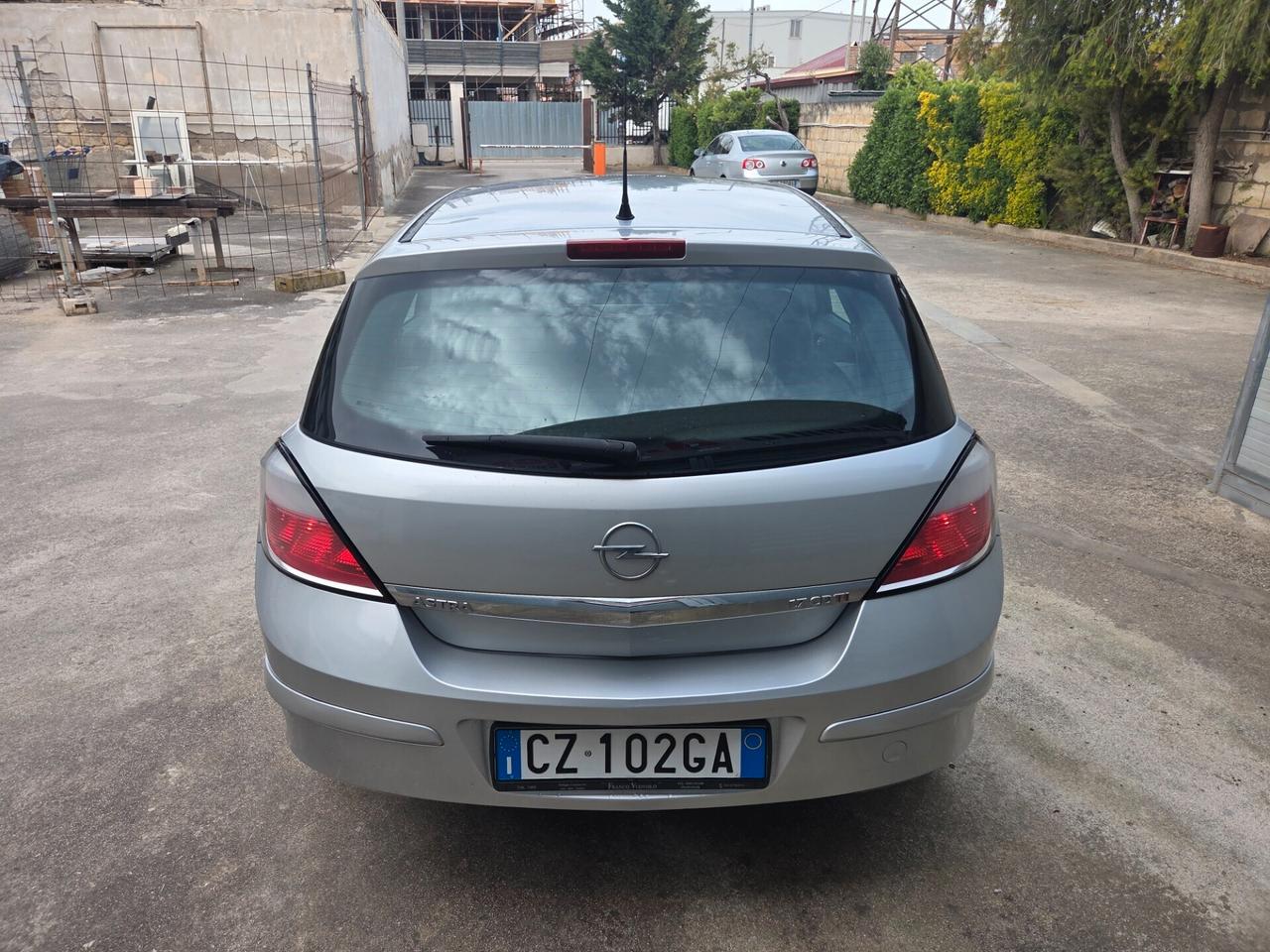 Opel Astra 1.7 CDTI 101CV 5 porte Cosmo