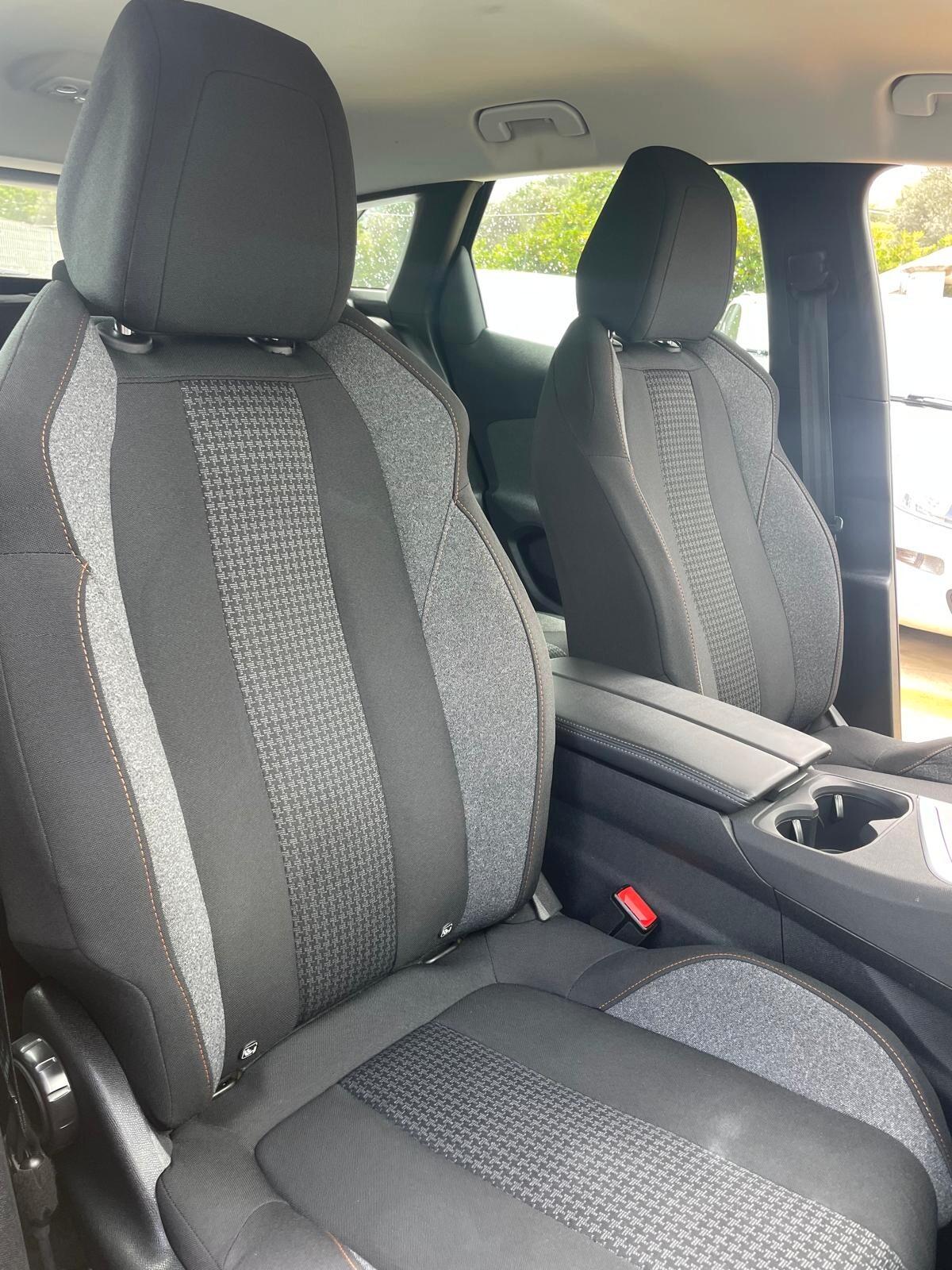 Peugeot 3008 BlueHDi 130 S&S EAT8 Active Business