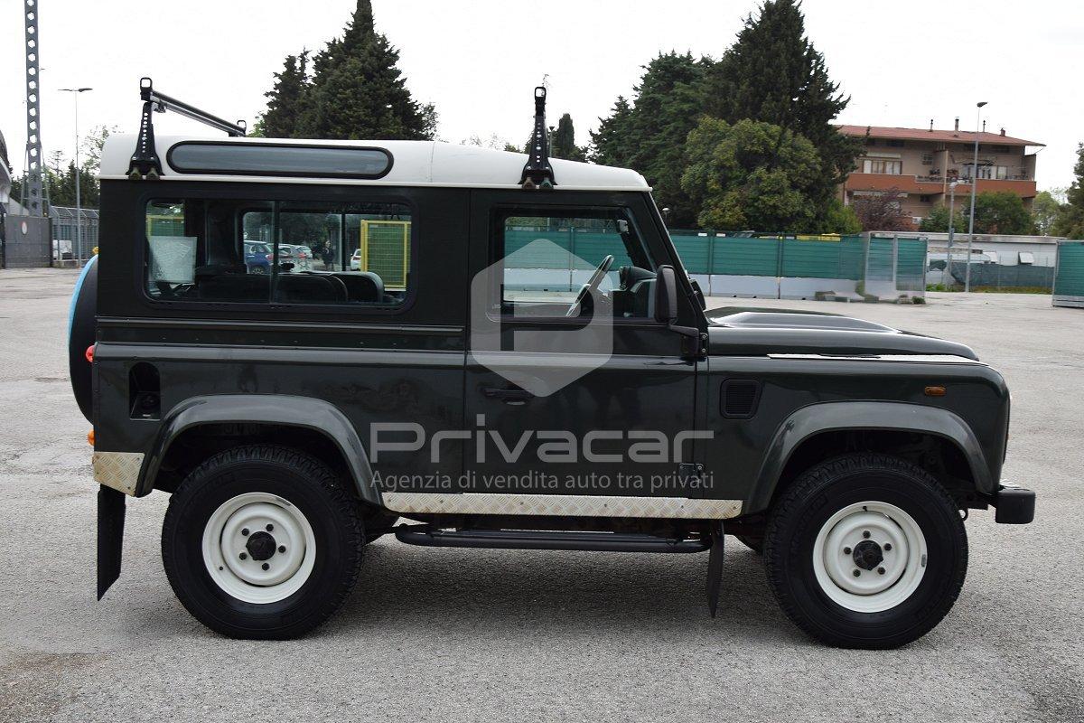 LAND ROVER Defender 90 2.4 TD4 Station Wagon S