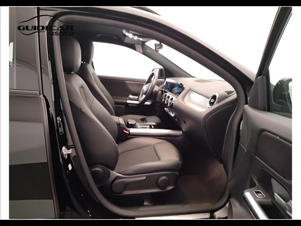 Mercedes-Benz GLA-H247 2020 - GLA 180 d Sport Plus auto