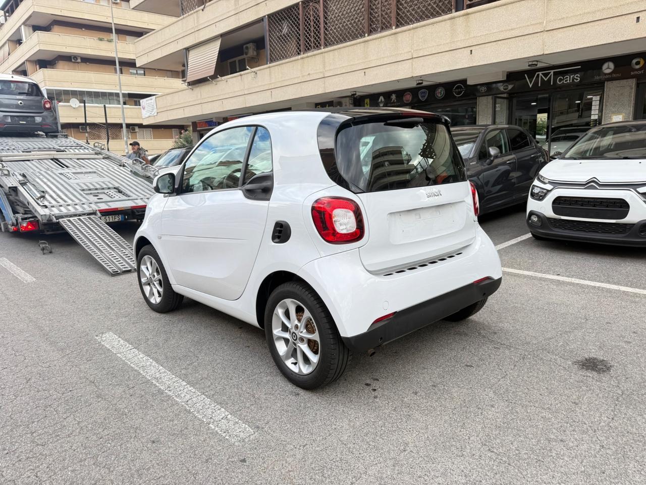 Smart ForTwo 70 1.0 twinamic Passion LED PDC BLUETOOTH CERCHI IN LEGA 15 SEDILI RISCALDATI