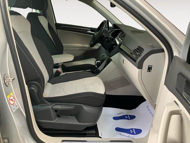 Volkswagen Tiguan 2.0 TSI Elegance DSG 4MOTION