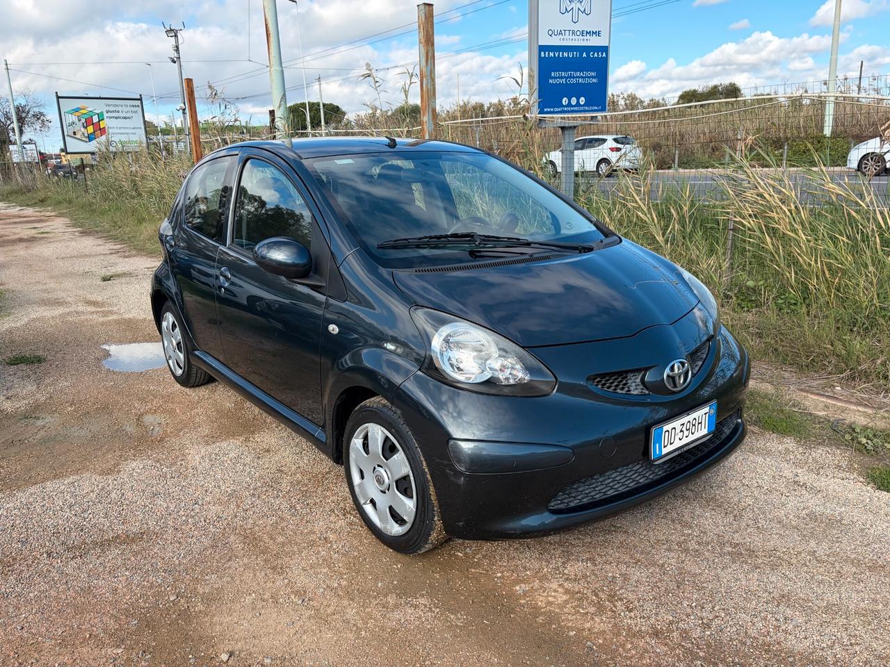 TOYOTA AYGO 1.0 5 PORTE ADATTA NEOPATENTATI