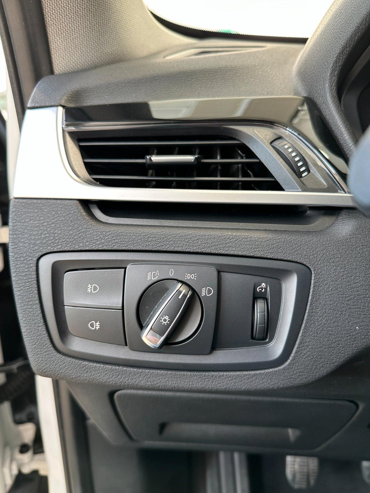 BMW X1 sdrive18i xLine 140cv