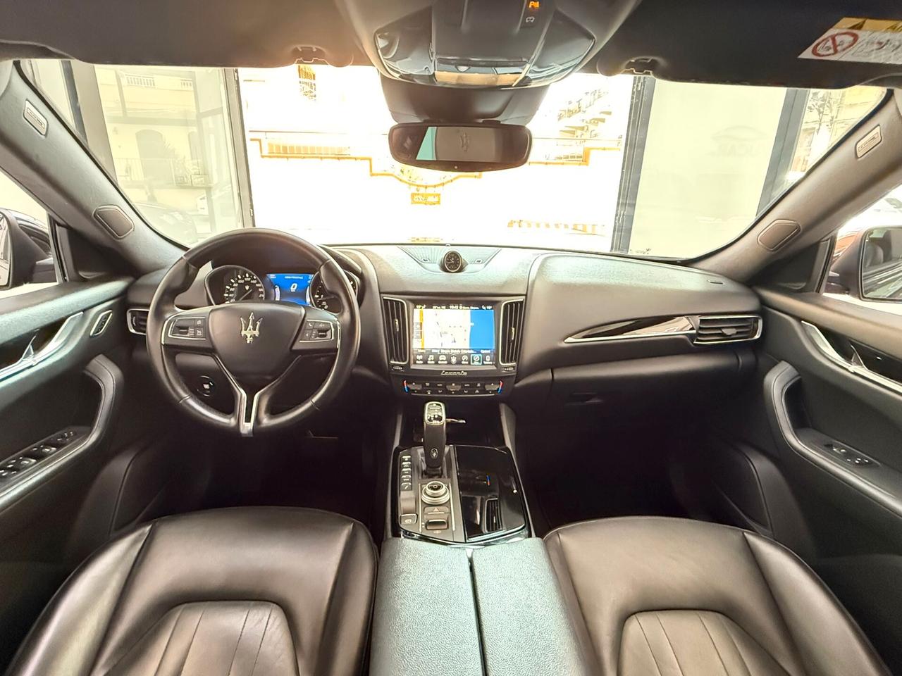 Maserati Levante V6 Diesel AWD 250cv Nerissimo Edition