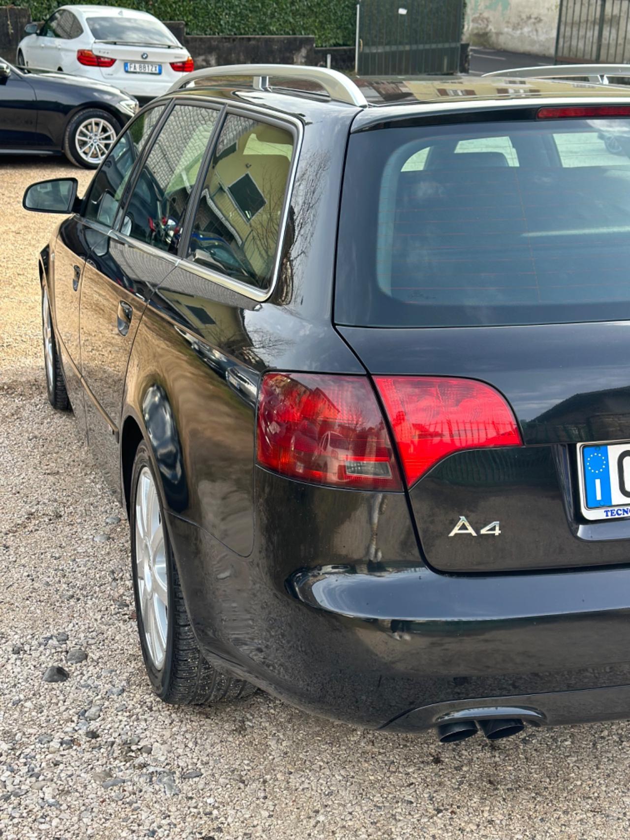 Audi A4 2.0 16V TDI AVANT SLINE KMCERT UNICOPR