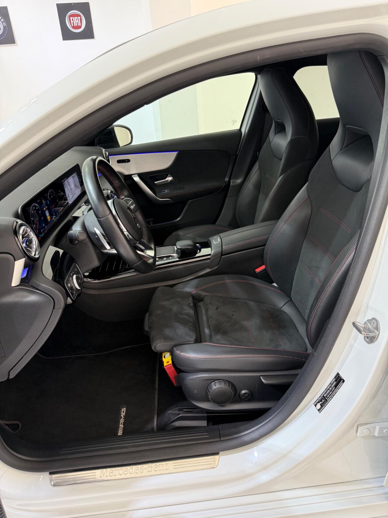 MERCEDES-BENZ A 180 D AUTOMATIC PREMIUM IVA ESPOSTA