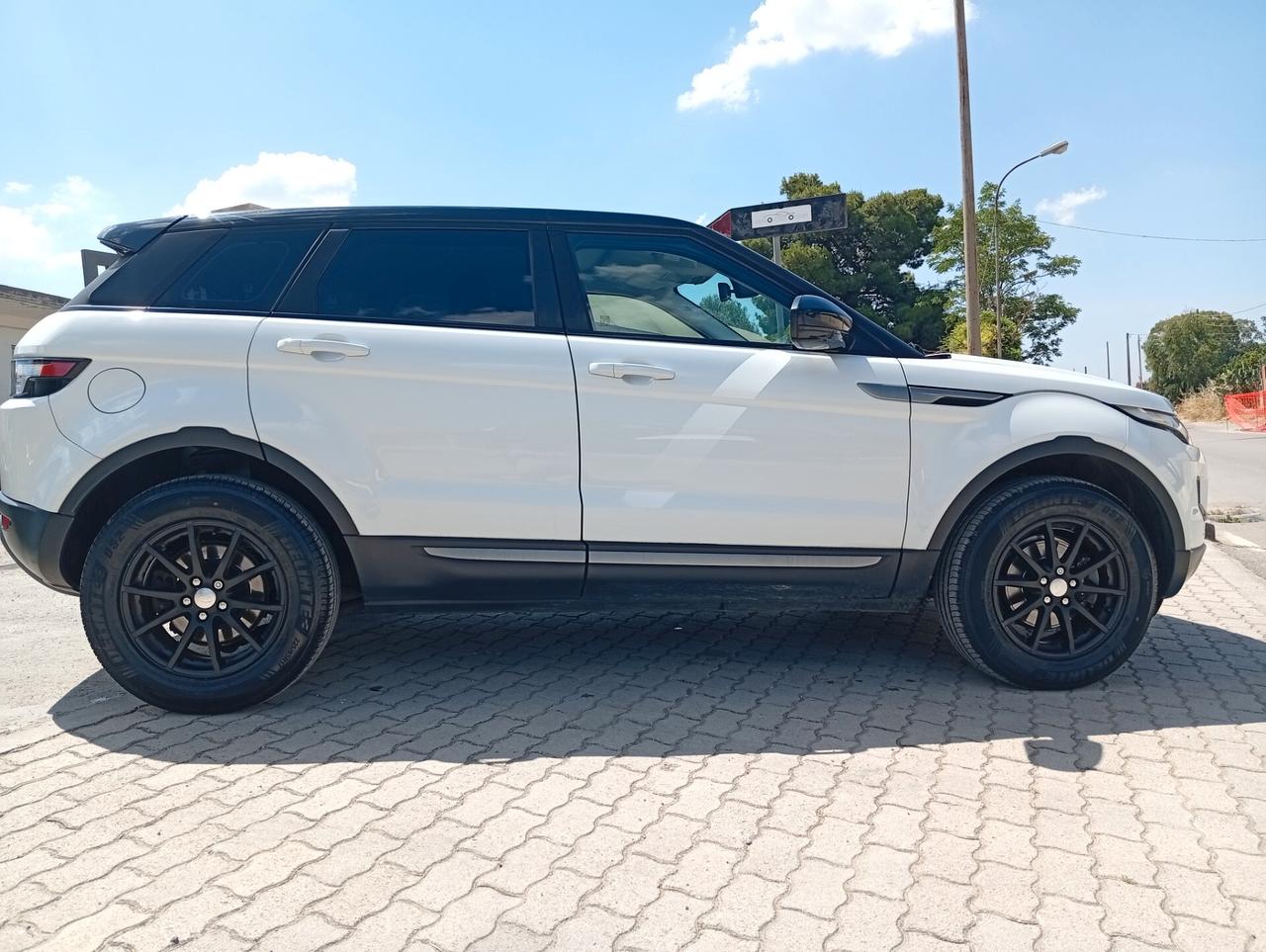 Land Rover Range Evoque 2.2 TD4 5p.Sport