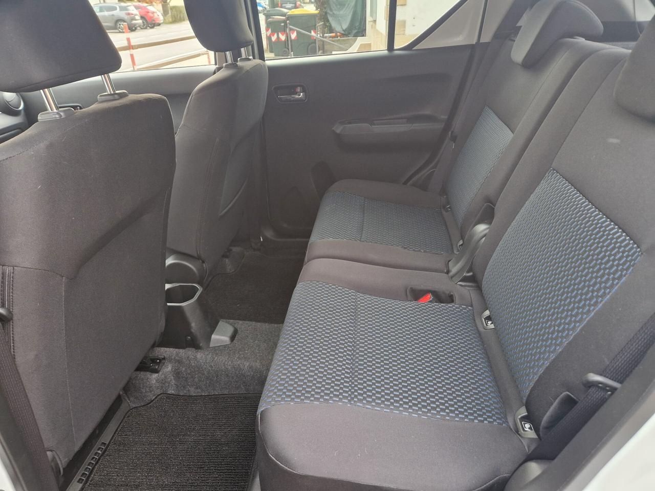 Suzuki Ignis TOP 1.2 83CV "SOLO 17.000 km" Carplay, Cruise c.