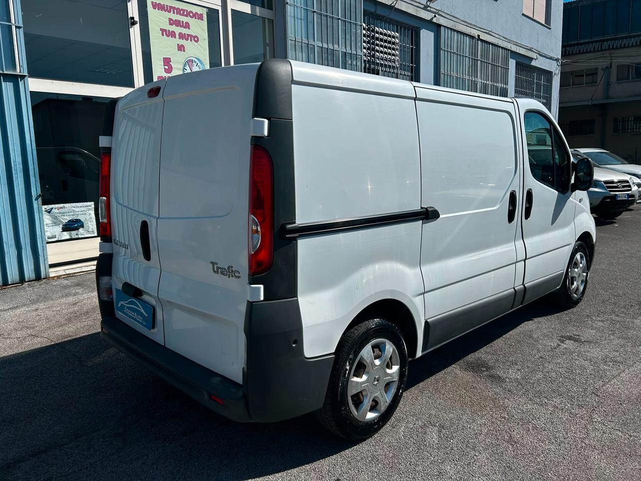 Renault trafic 2.0d furgone 2014