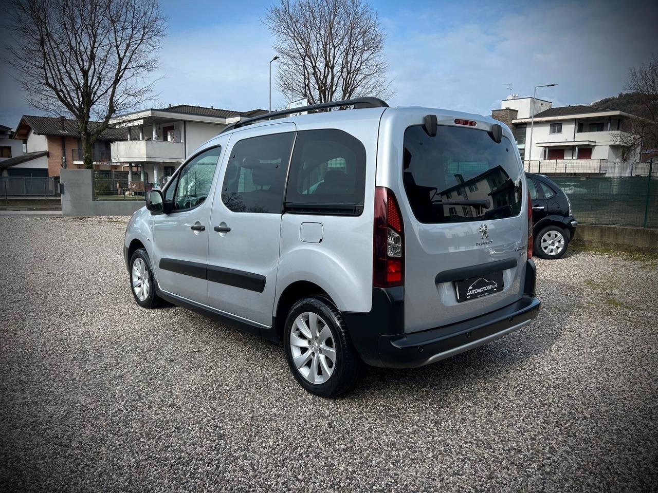 Peugeot Partner Tepee BlueHDi - Outdoor-UNIPROPRIETARIO