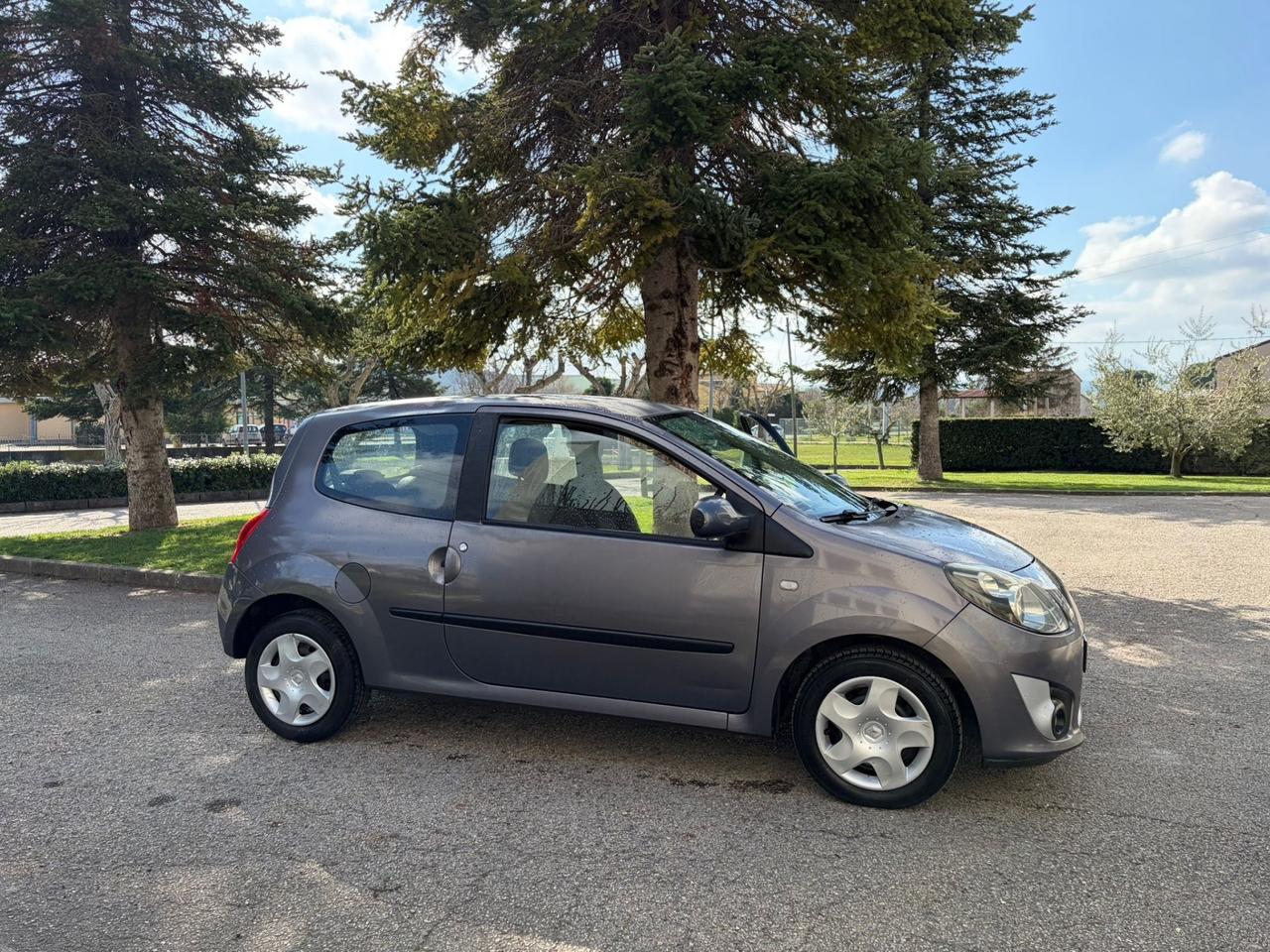 Renault Twingo 1.2 accessoriata utilitaria