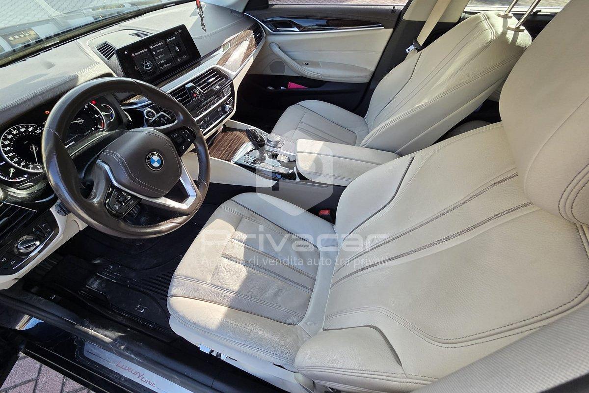 BMW 530d xDrive 249CV Touring Luxury