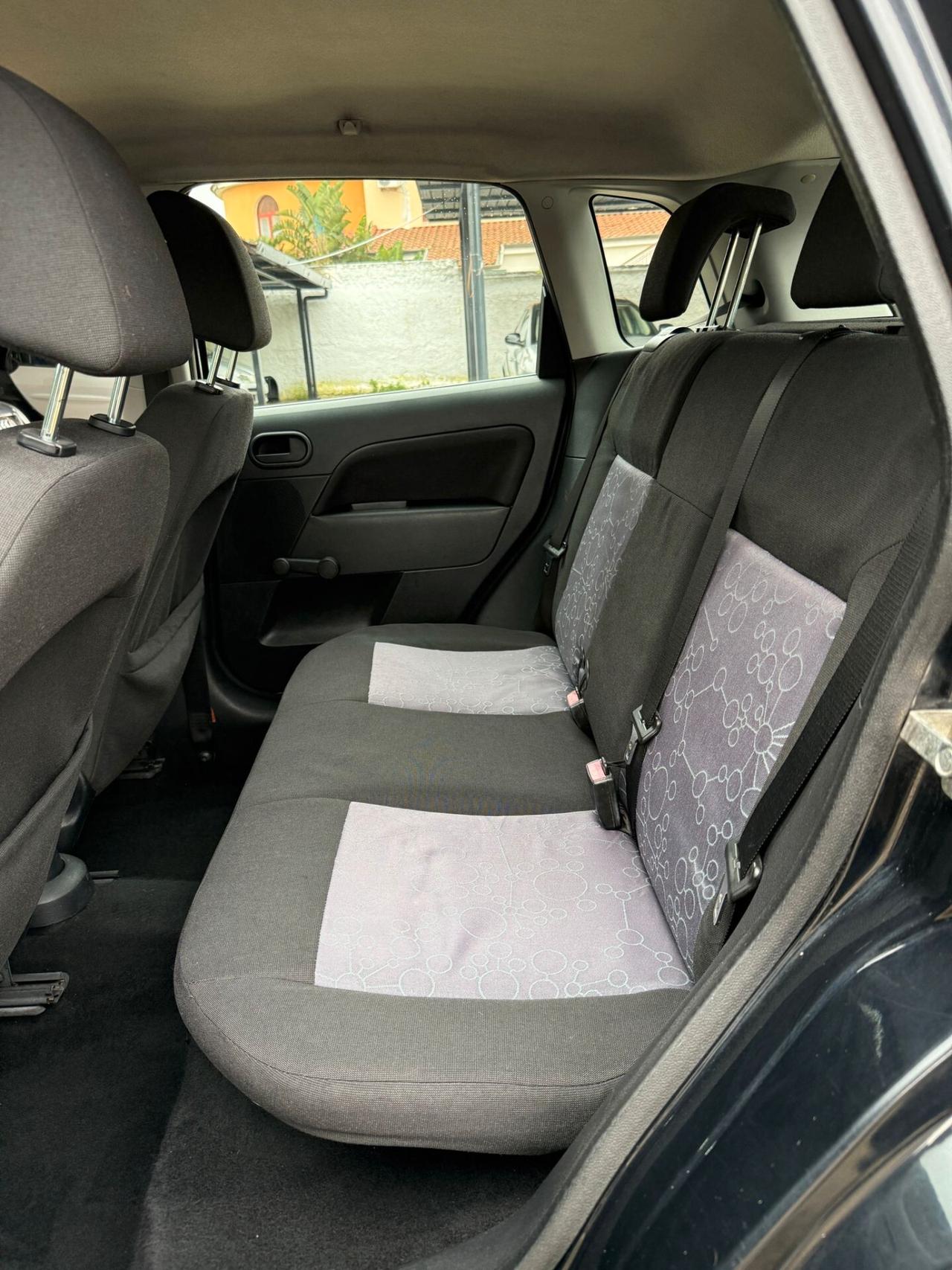 Ford Fiesta 1.4 TDCi 5p. Ghia