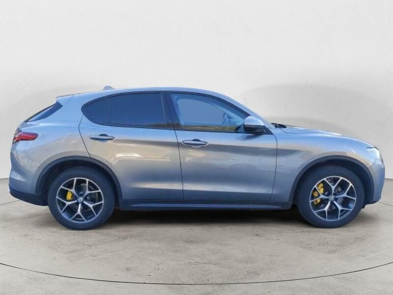 Alfa Romeo Stelvio 2.2 Turbodiesel 210 CV AT8 Q4 Executive