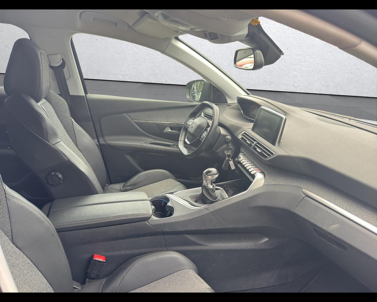 PEUGEOT 3008 2ª serie - 3008 BlueHDi 130 S&S Allure