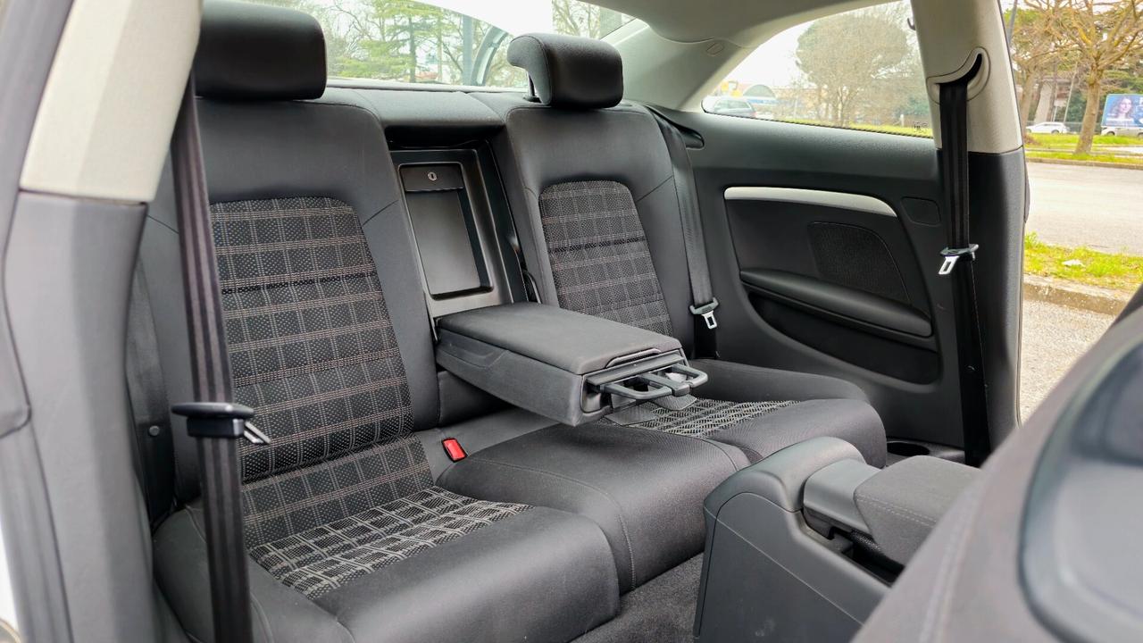Audi A5 2.7 v6 cambio manuale unico proprietario garantita 12 mesi