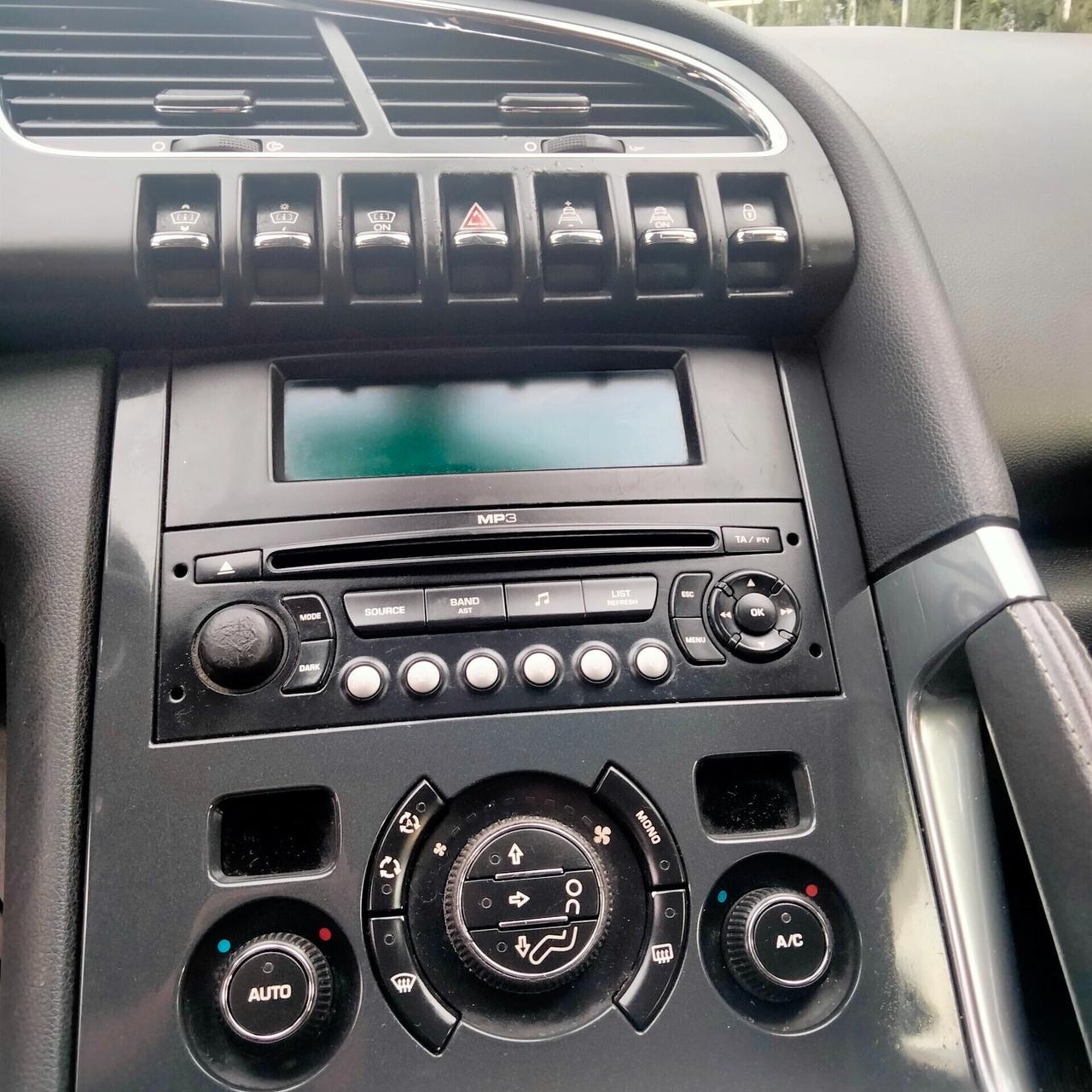 Peugeot 3008 1.6 HDi 110CV Premium