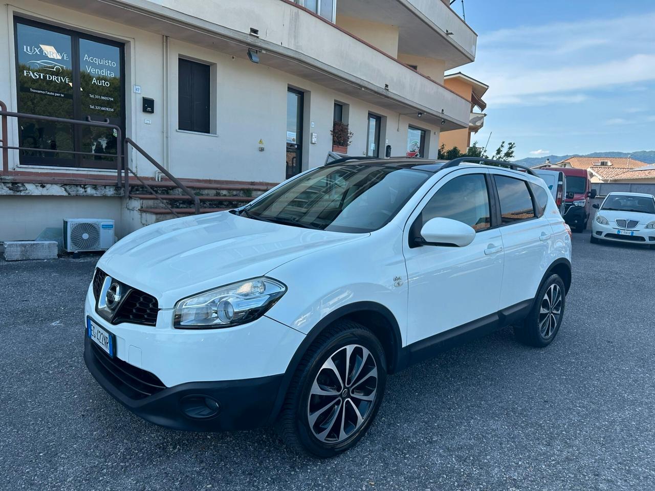 Nissan Qashqai 2.0 dCi DPF 4WD n-tec