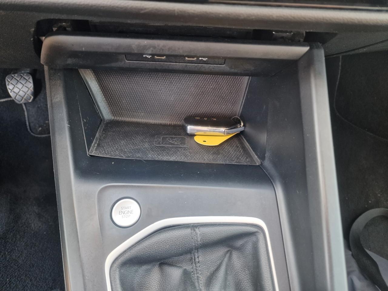 Volkswagen Golf 1.0 TSI EVO Life