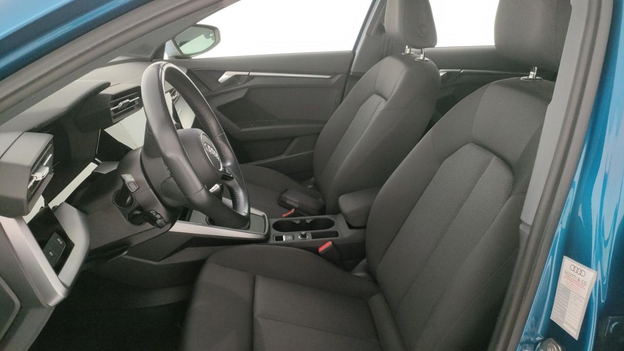 AUDI A3 Sportback 30 1.0 tfsi Business Advanced