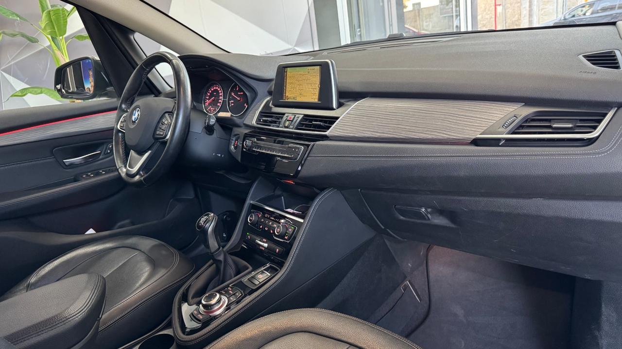 Bmw serie 2 216d Luxury-2015