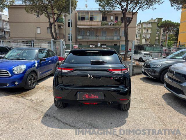 DS AUTOMOBILES DS 3 Crossback BlueHDi 100 So Chic