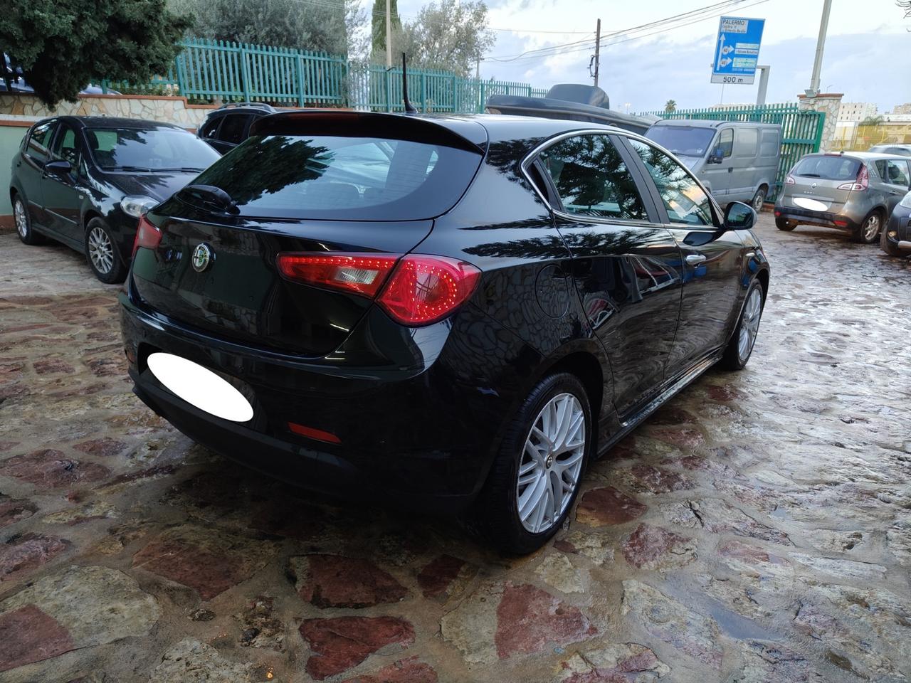 Alfa Romeo Giulietta 1.6 JTDm-2 105 CV Exclusive