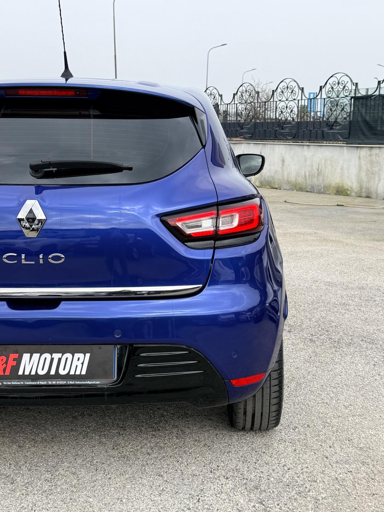 Renault Clio TCe 12V 90 CV 5 porte Duel anno 2018