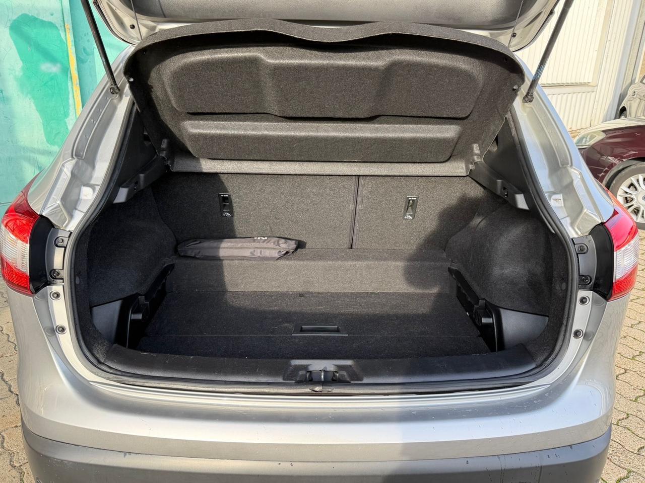 Nissan Qashqai 1.5 dCi Tekna